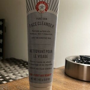 First Aid Beauty Pure Skin Face Cleanser